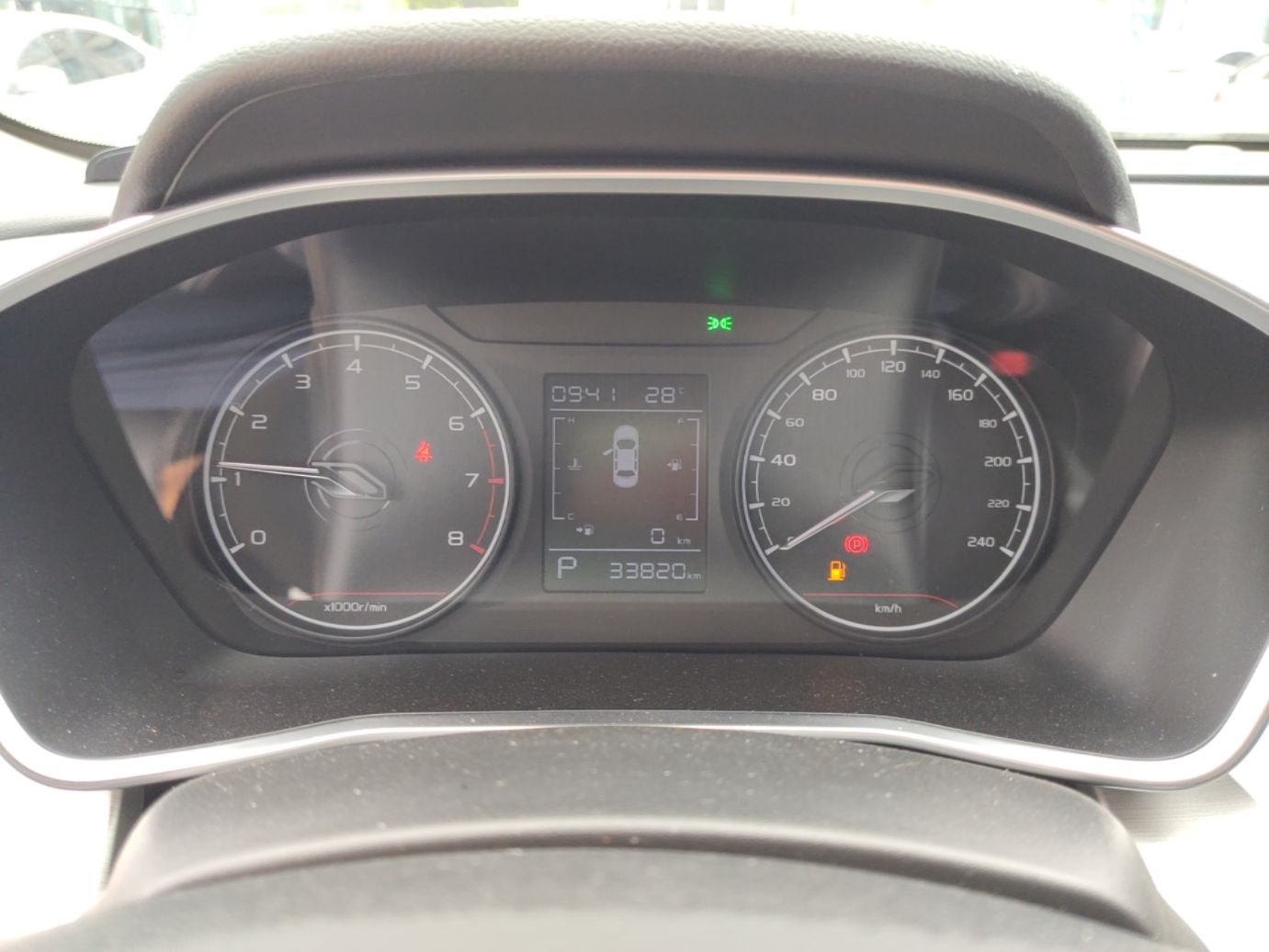 Geely Auto Coolray 2025 1.5L CVT Super Edition — снимка 14