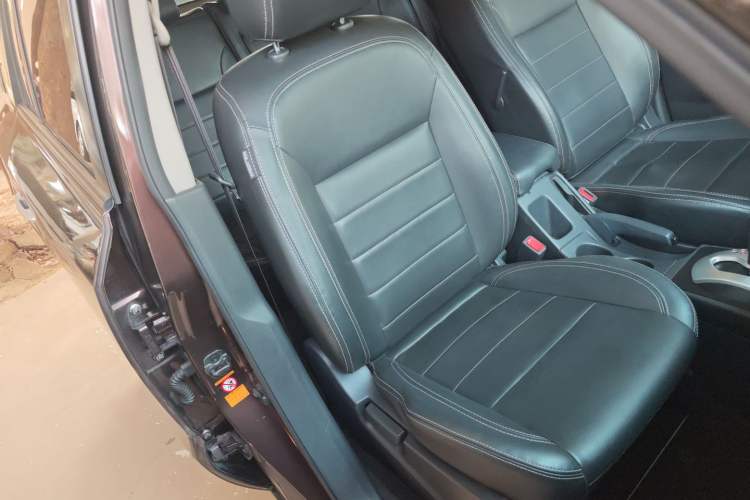 Used Renault Koleos 2015 2.0L Two-Wheel Drive Fashion Edition