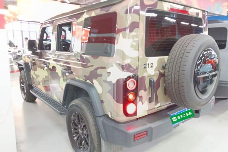 Used 212 T01 2024 2.0T Explorer