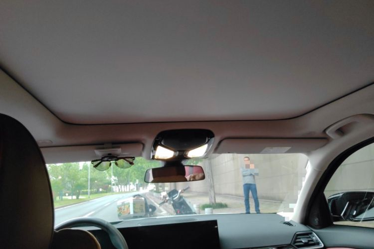 Used BMW i3 2024 eDrive 40 L Midnight Sports Package Headliner