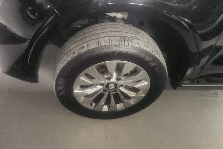 Used Tank 500 New Energy 2024 Hi4-T Left Front Wheel Hub