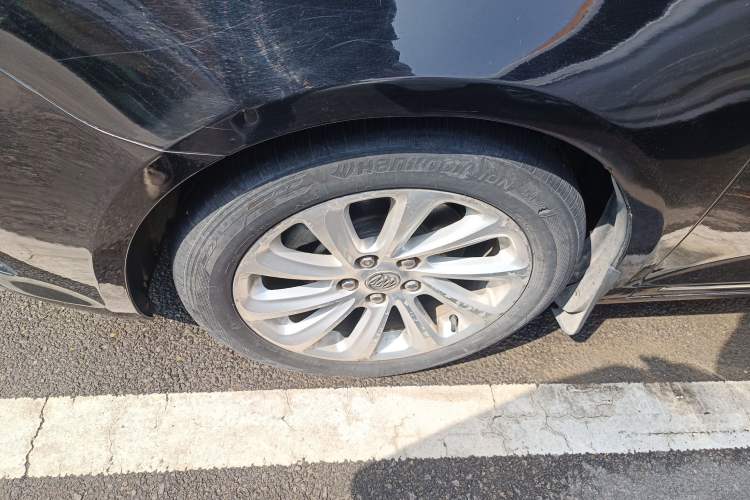 Used Buick LaCrosse 2014 2.0T SIDI Elite Tech Version Left Front Wheel Hub