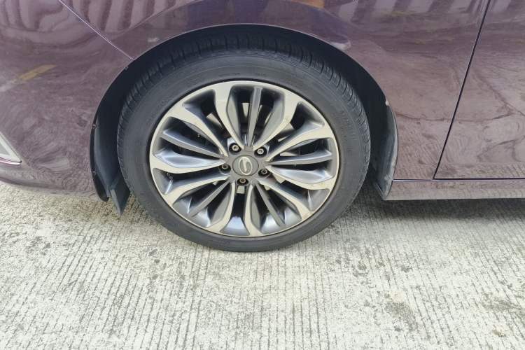 Used GAC Trumpchi GA6 2015 1.8T DCT Luxury Navigation Model
