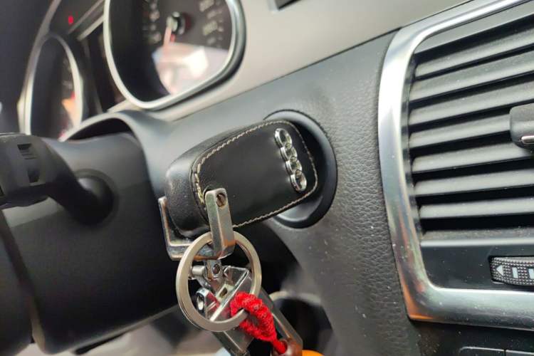 Used Audi Q7 2015 35 TFSI Sport Edition Vehicle Key