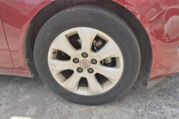Used Buick Regal 2015 2.0L Leading Fashion Edition