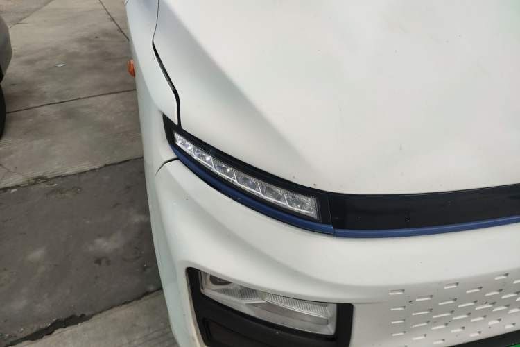 Used Farizon Xingxiang V 2023 V6E Ningde Times 38.64 kWh Value Edition Right Front Headlight