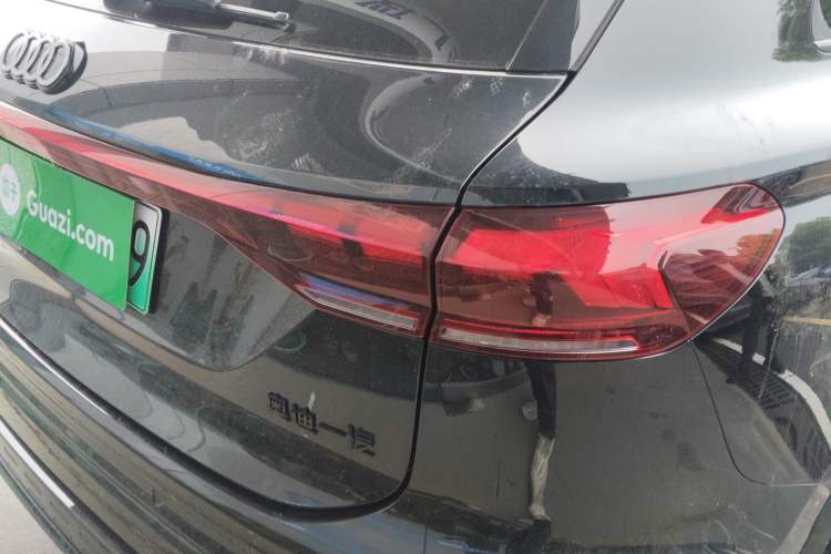 Used Audi Q6L e-tron 2026 First Launch Navigation Edition Right Rear Taillight