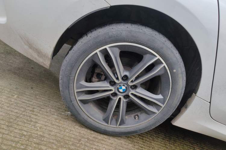 Used BMW 1 Series 2023 120i M Sport Edition Right Rear Wheel Hub