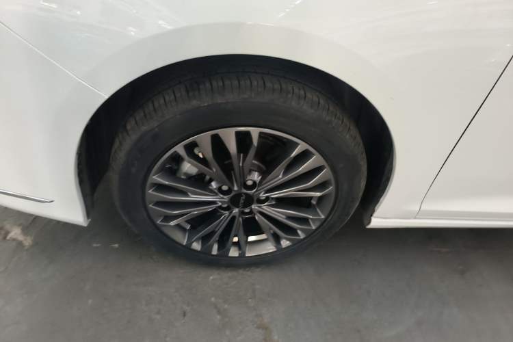 Used Dongfeng Aeolus Yixuan MAX 2023 1.5T Super-Powered Dad Edition