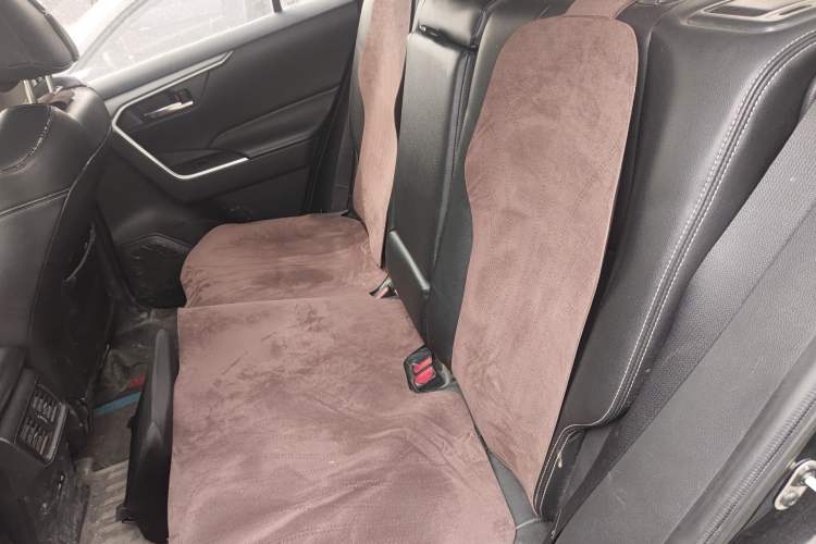 Used Toyota RAV4 2021 Dual-Engine 2.5L E-CVT Two-Wheel Drive Elite Edition