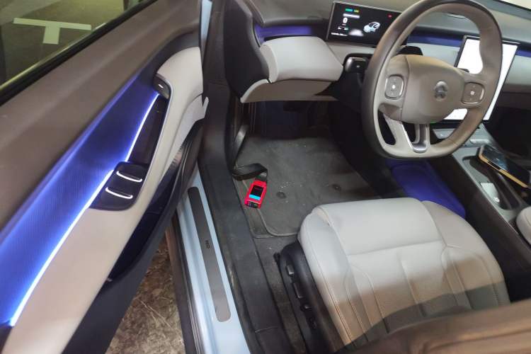 Used Nio ET5 2024 75 kWh Driver Seat