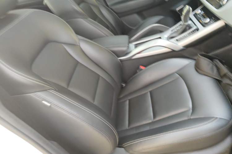 Used Geely Auto Emgrand X7 Sport 2016 1.8TD Automatic Smart Connectivity Version
