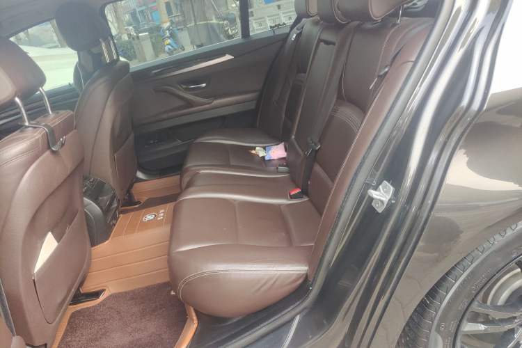 Used BMW 5 Series 2014 525Li Luxury Design Package
