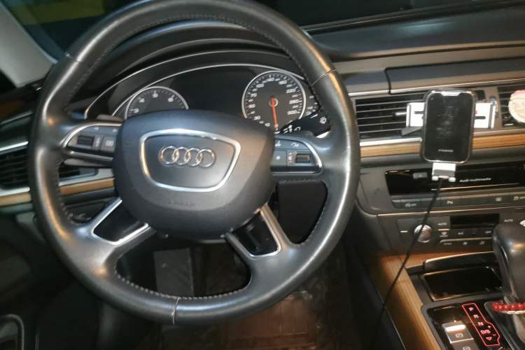 Used Audi A6L 2018 30th Anniversary Edition 30 FSI Style Model