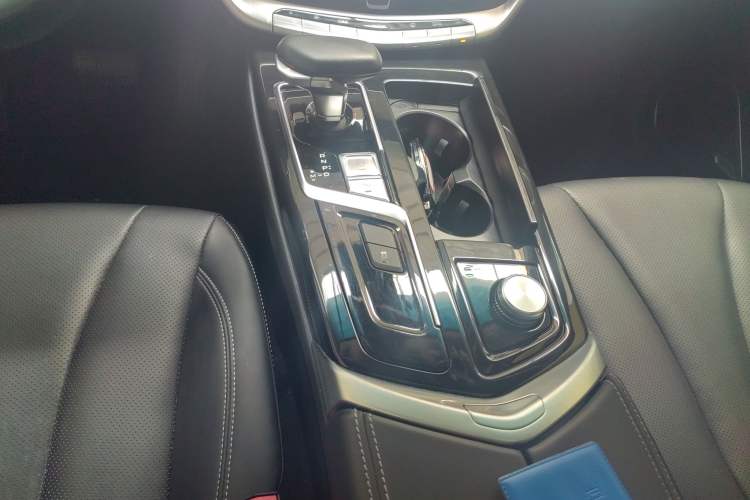 Used Geely Auto Emgrand GT 2021 1.8T Flagship Edition+ Gear Lever