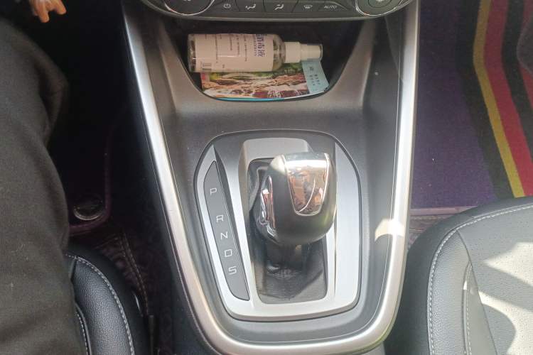 Used Ford Escort 2017 Happiness Edition 1.5L Automatic Fashion Version
