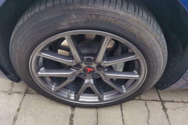 Used Tesla Model 3 2019 Standard Range Rear-Drive Upgraded Version
