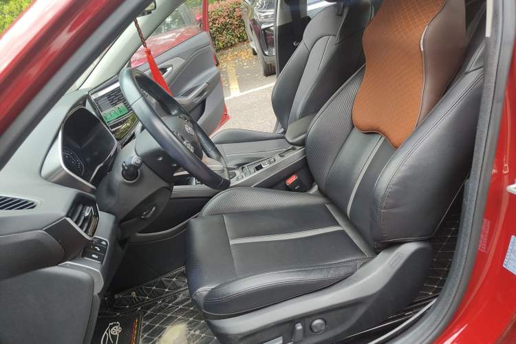 Used Hyundai Lafesta 2019 280TGDi Smart Speed Version China VI Standard Left Front Seat