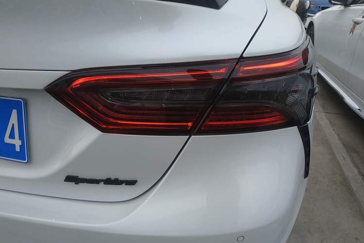 Used Toyota Camry 2021 2.0S FENGSHANG Edition