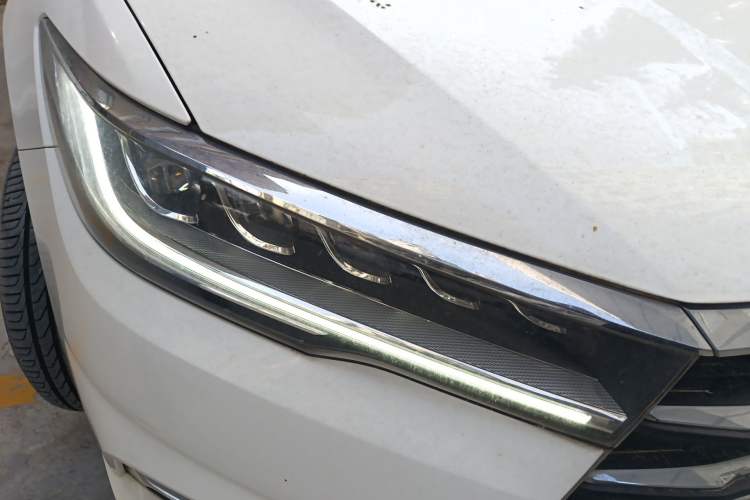 Used BYD Qin 2019 1.5L Automatic Prestige Model Right Front Headlight