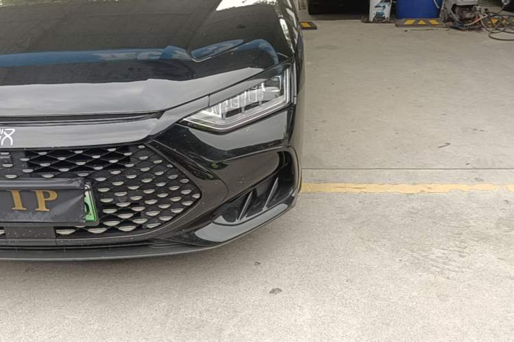 Used BYD Han 2023 DM-i Champion Edition 121KM Prestige Model
