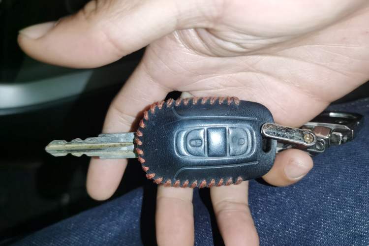 Used Chevrolet Captiva 2014 2.4L Two-Wheel Drive Urban Version 7 Seats