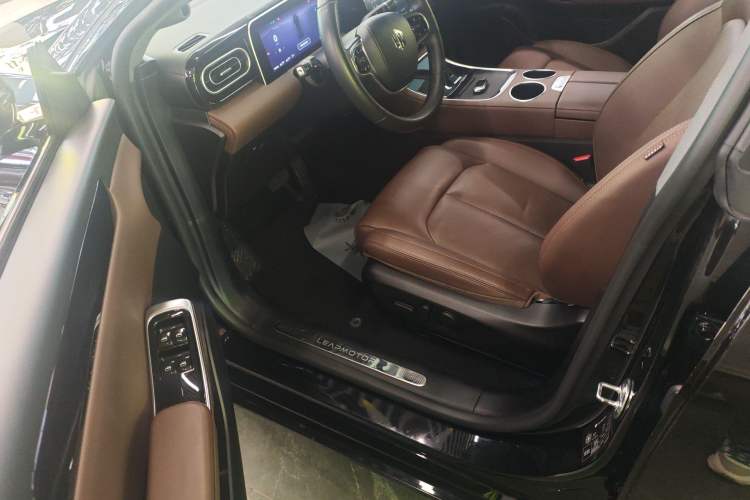 Used Leapmotor C01 2023 Extended-Range 316 Comfort Edition Driver Seat