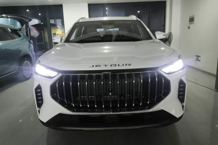 Used JETOUR X70 PLUS 2024 Champion Edition 1.5T DCT Champion PRO 5-Seater
