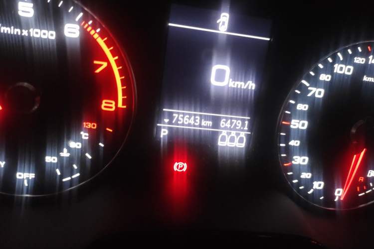 Used Audi Q2L 2018 35 TFSI Fashion Dynamic Version China VI Emission Standard Odometer Close Up