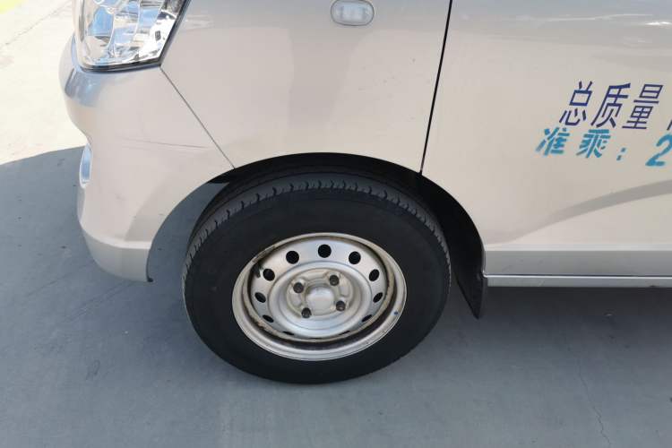 Used Wuling Rongguang S 2021 1.2L Base Model Window-Sealed 2-Seat LSI Car