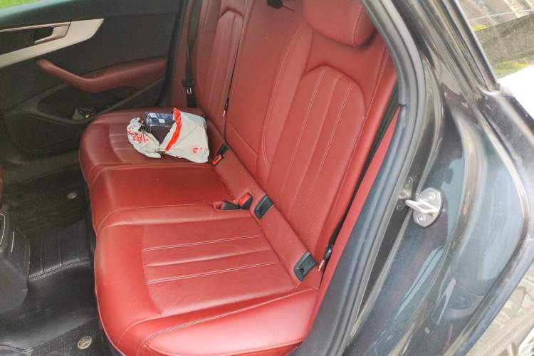 Used Audi A4L 2022 40 TFSI Luxury Dynamic Model Left Rear Seat