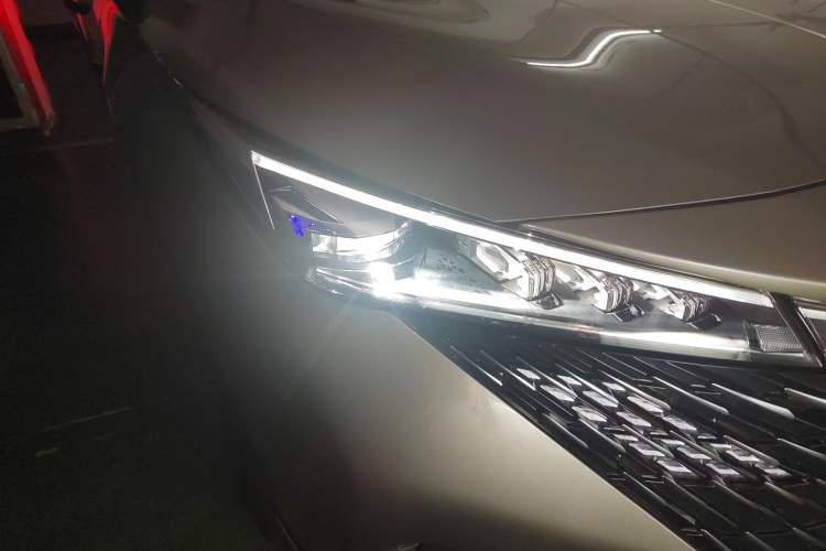 Used Roewe RX5 New Energy 2023 eRX5 Super Hybrid Prestige Edition