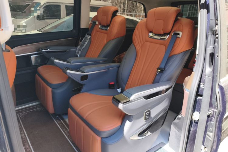 Used Mercedes-Benz V-Class 2022 V 260 L Long-wheelbase Luxury Edition
