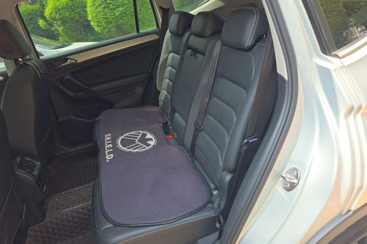 Used Volkswagen Tiguan L 2019 Revised 330TSI Automatic Two-Wheel Drive Smart & Luxury Edition China VI Standard
