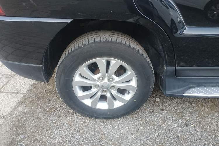 Used Kia Sportage 2013 2.0L Manual Two-Wheel Drive GL Trim