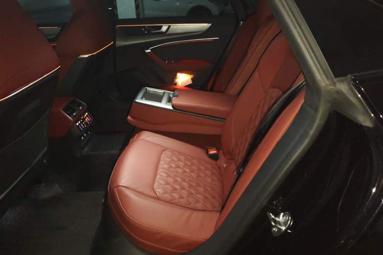 Used Audi A7L 2024 45 TFSI quattro S-line Black Warrior Edition
