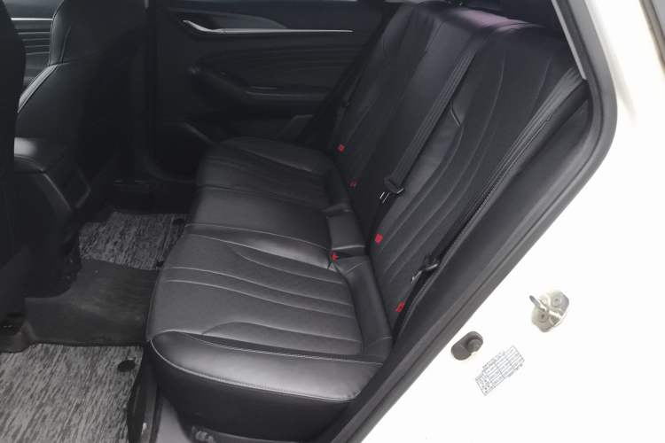 Used Changan Eado 2022 PLUS 1.6L GDI CVT Elite Model