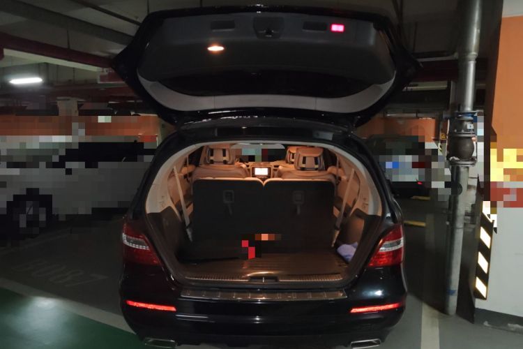 Used Mercedes-Benz R-Class 2015 R 400 4MATIC Business Model
