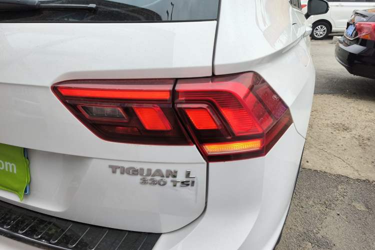 Used Volkswagen Tiguan L 2019 330TSI Automatic Two-Wheel Drive Luxury Edition China VI Standard