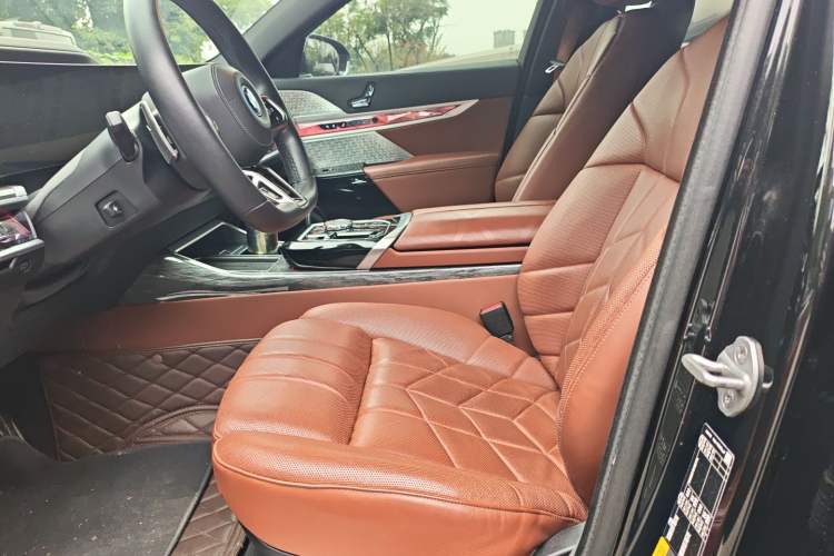 Used BMW i7 2023 eDrive50L Prestige M Sport Package