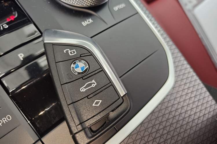 Used BMW 3 Series 2025 330Li Luxury Edition M Sport Night Edition Package
