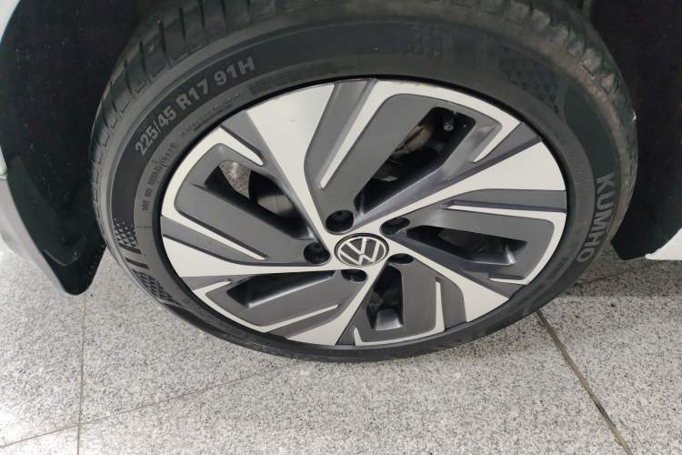 Used Volkswagen Bora 2023 300TSI DSG Prestige Edition
