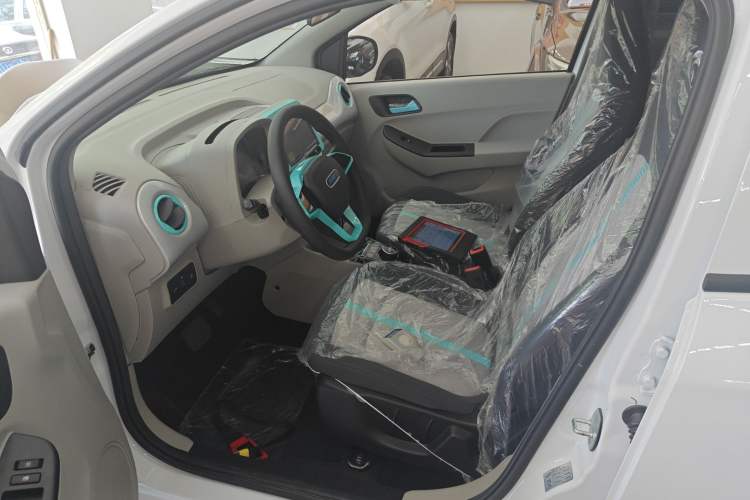 Used JMEV Xiao Qilin 2024 201 km Luxury Version