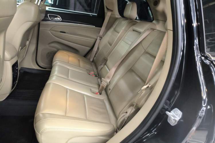 Used Jeep Grand Cherokee (Import) 2020 3.0L Elite Navigation Edition
