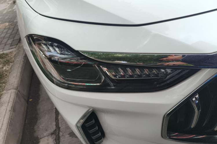 Used JETOUR X70 PLUS 2023 1.5T DCT Brave PLUS 5-Seater