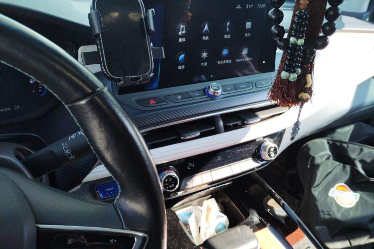 Used Buick Velite 6 2020 Plug-in Hybrid Connected Smart Model Audio And AC Panel