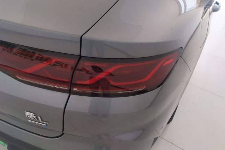 Used BYD Qin L 2025 DM-i Smart Drive 120KM Superior Model
