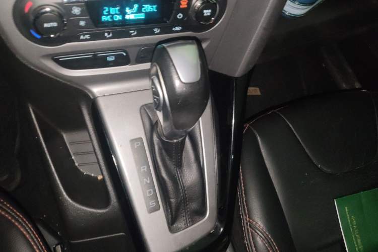 Used Ford Focus 2012 Sedan 1.6L Automatic Fashion Edition