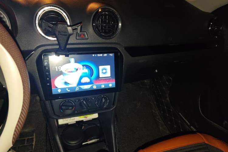 Used Volkswagen Jetta 2017 1.4L Manual Fashion Edition
