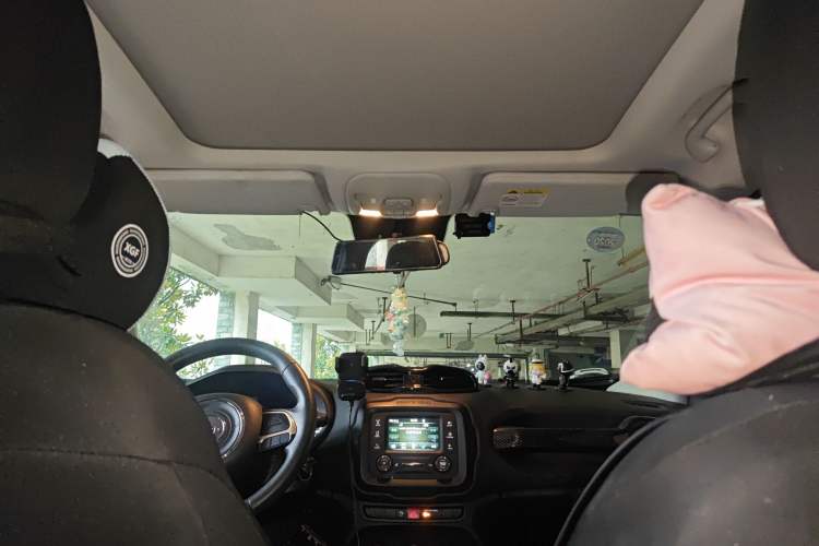 Used Jeep Renegade 2017 180T Automatic High-Energy Version